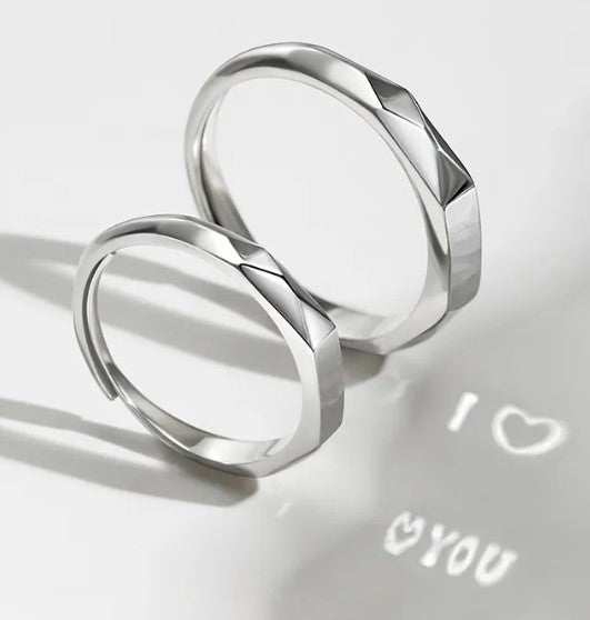 S925 Sterling Silver Engagement Ring with Love Pattern