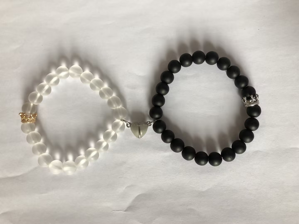 Glow-in-the-Dark Heart Bracelet Set | Crown Beads