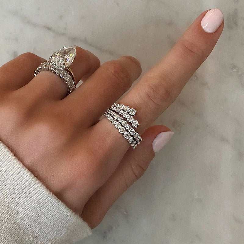 Elegant white gold stackable zircon spray ring for women