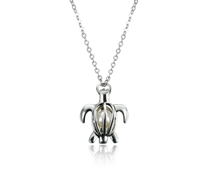Natural Pearl Oyster Pendant Necklace | Coastal Charm