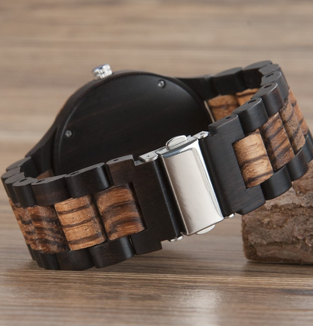 Wooden couple watches set with resin straps and classic design
