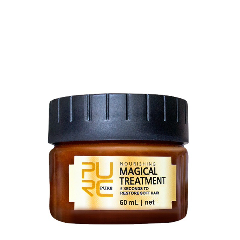 Universal Smooth Hair Conditioner bottle with fruity aroma for all hair types moisturizing and strengthening