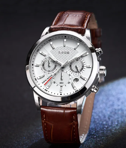 Men's stylish quartz sports watch with multiple strap options